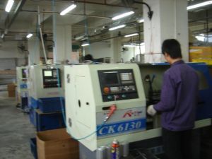 安防監(jiān)控設(shè)備_何華青(個(gè)人會(huì)員)-